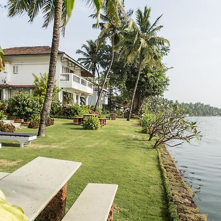 Shikara Beach Resort Cavelossim Kültér fotó