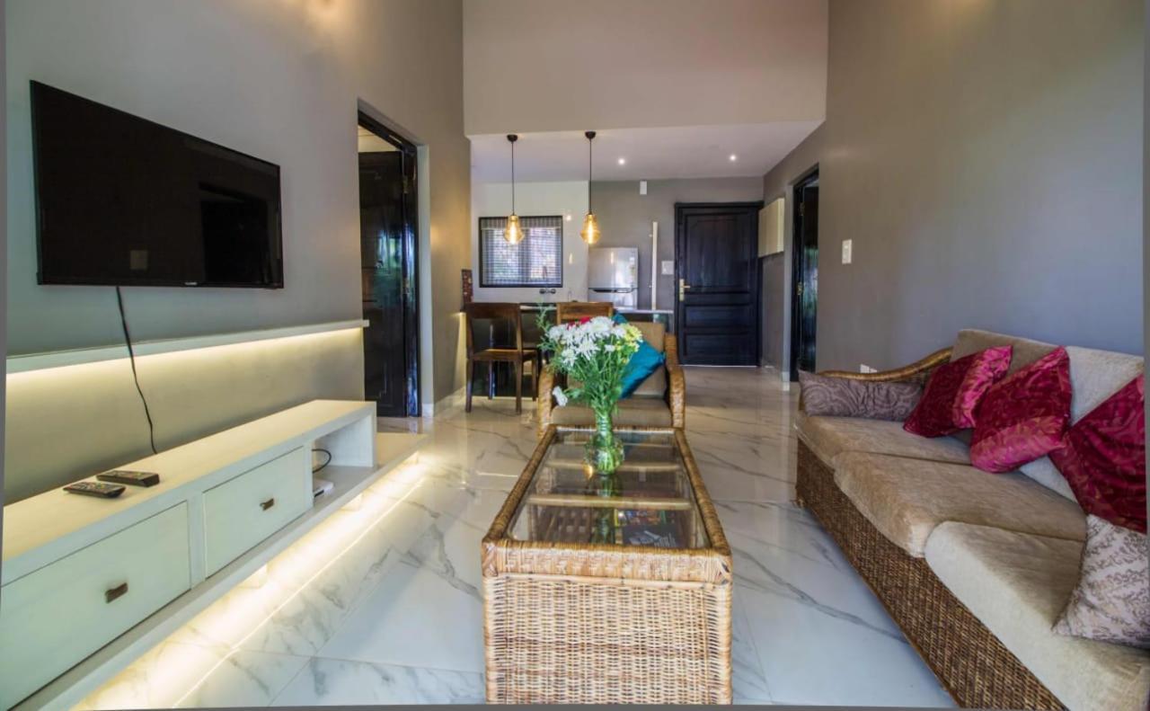 Shikara Beach Resort Cavelossim Kültér fotó