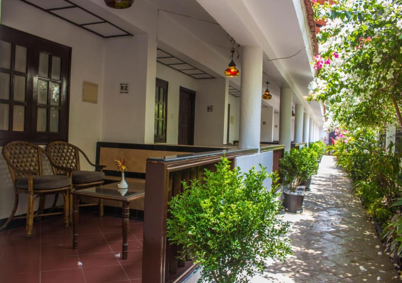 Shikara Beach Resort Cavelossim Kültér fotó