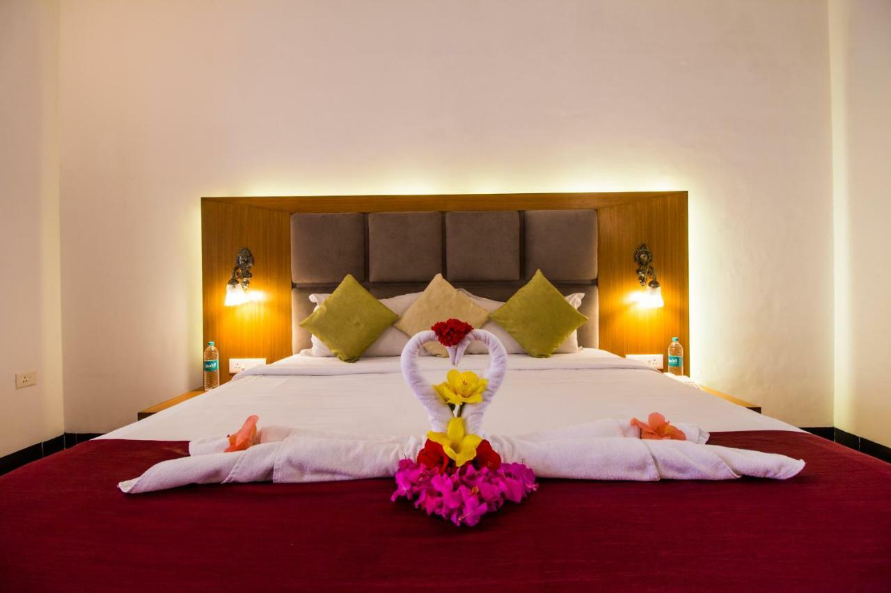 Shikara Beach Resort Cavelossim Kültér fotó